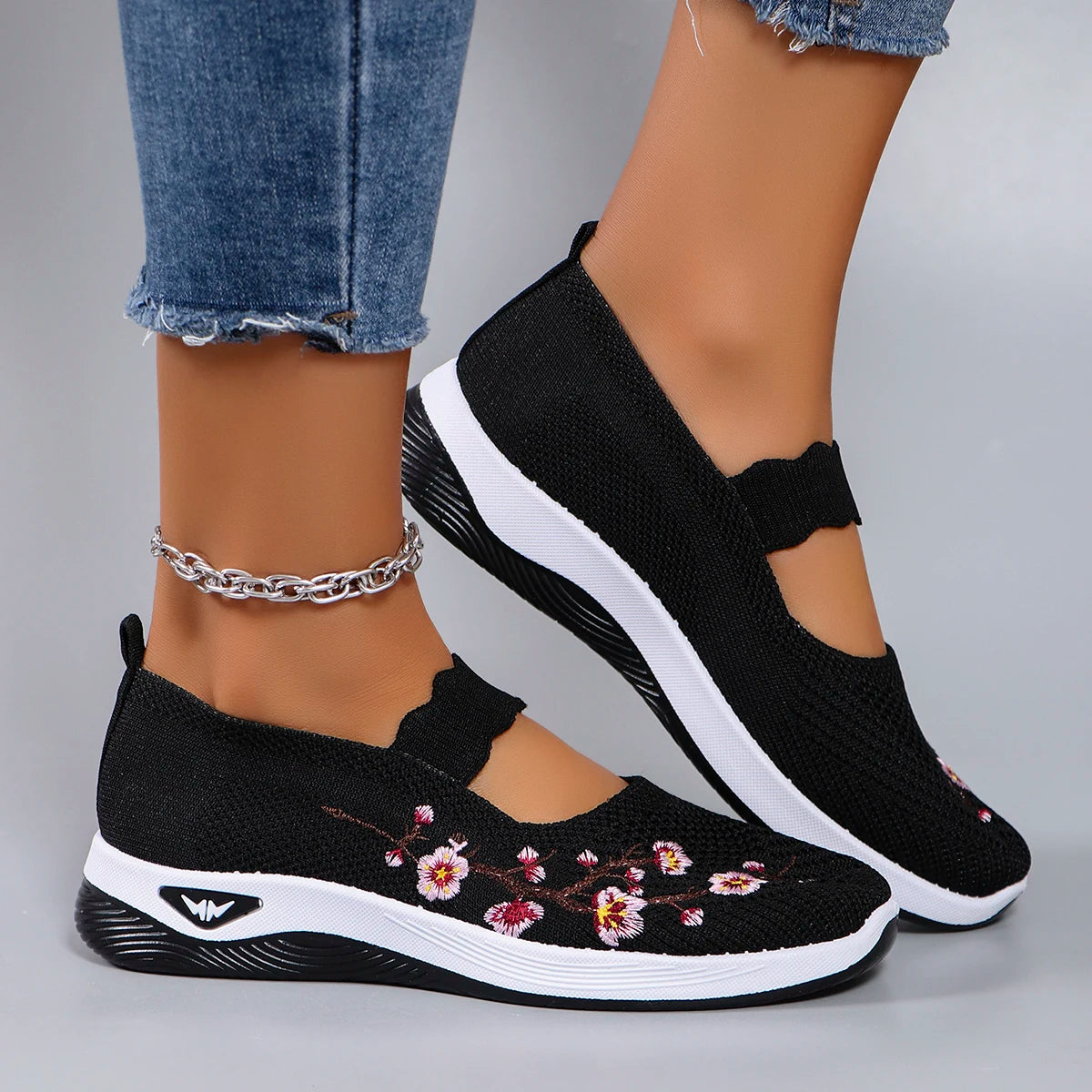 Viral Vault™  Women's summer breathable  casual sports shoes