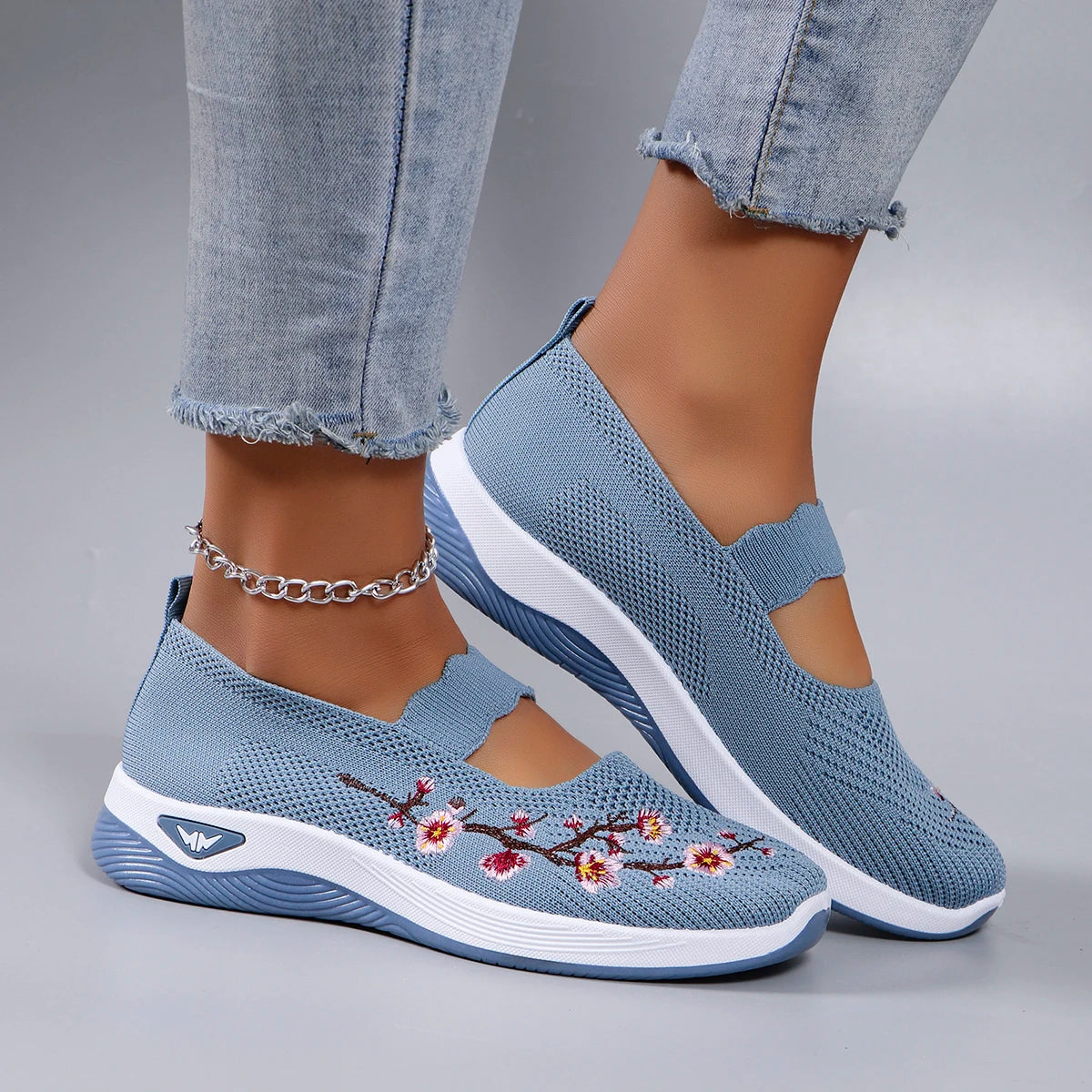 Viral Vault™  Women's summer breathable  casual sports shoes