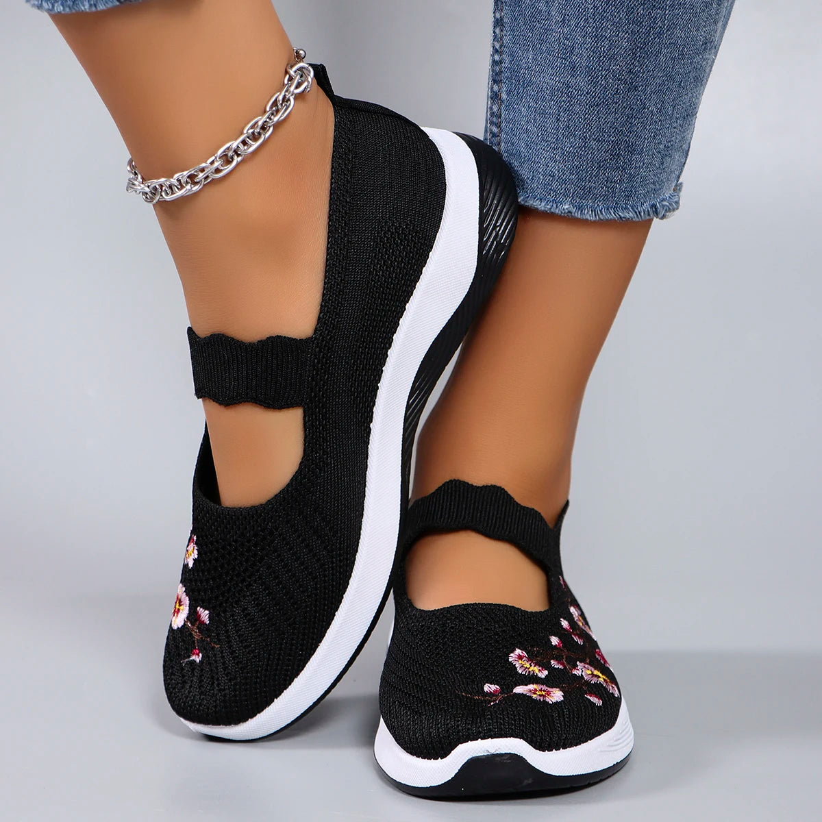 Viral Vault™  Women's summer breathable  casual sports shoes