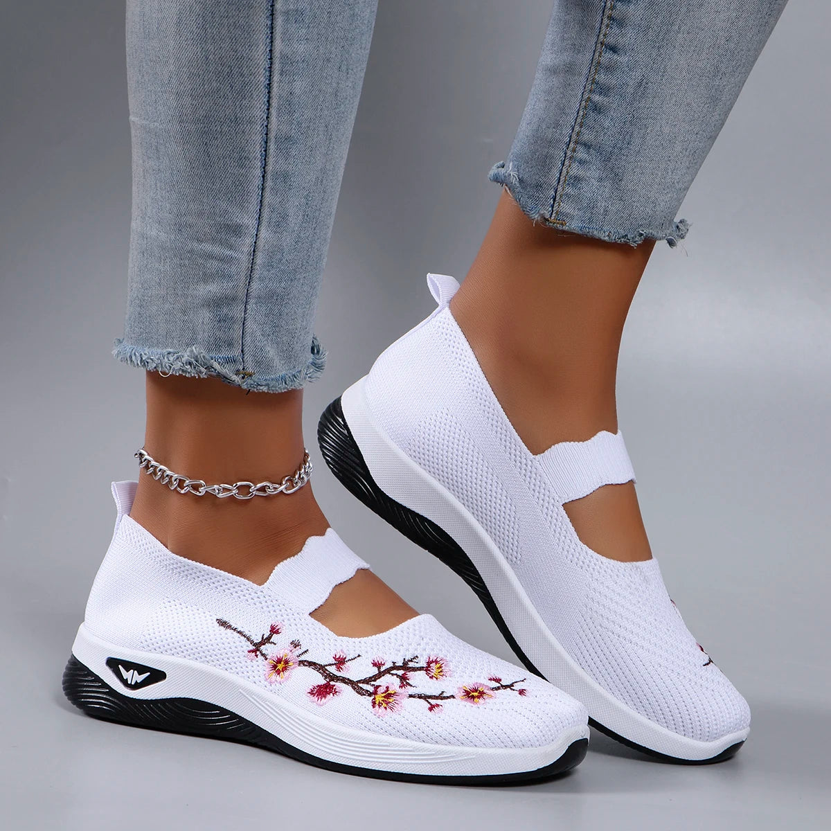 Viral Vault™  Women's summer breathable  casual sports shoes